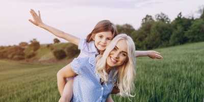 Au pair сша. Красивая жизнь семья. Innocent au pair restart. Программа au pair. Innocent au pair restart.
